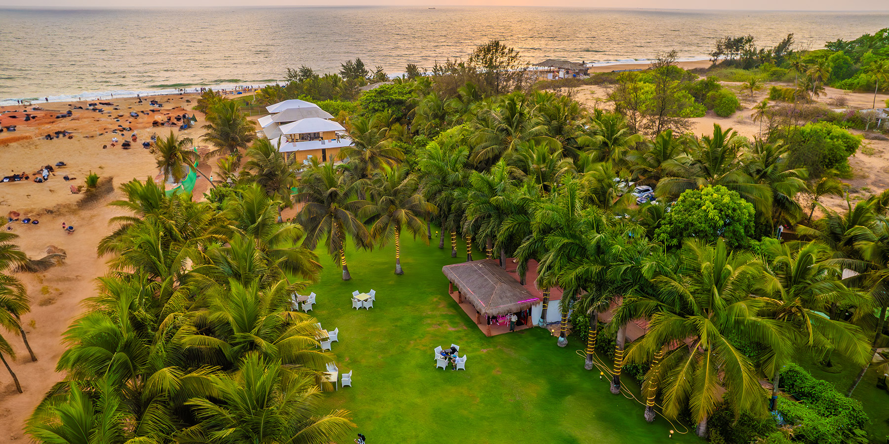 Beachfront Hotel in Goa