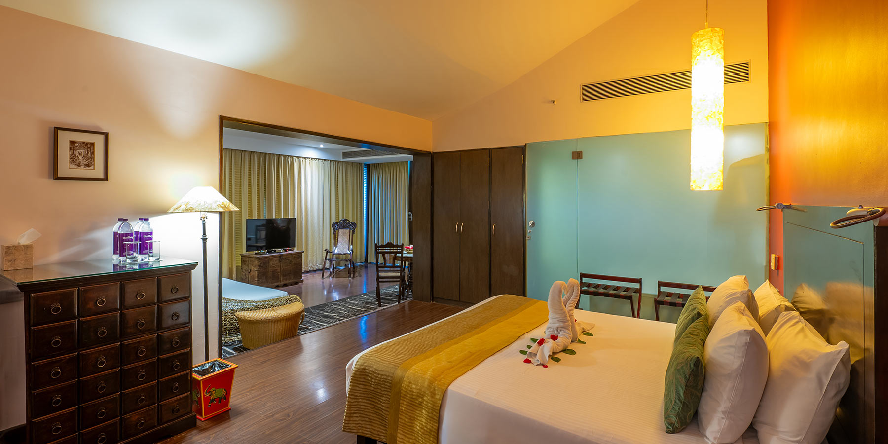 Hotels in candolim